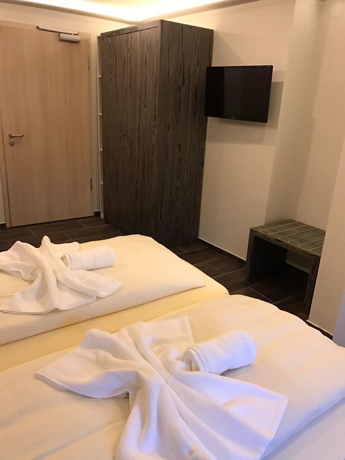 Hotel Sophia ヴァーレンドルフ エクステリア 写真
